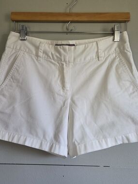 Vineyard Vines Women's White Chino Shorts Size 2 100% Cotton